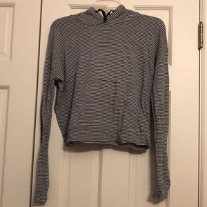 STRIPED BEACH SWEATER